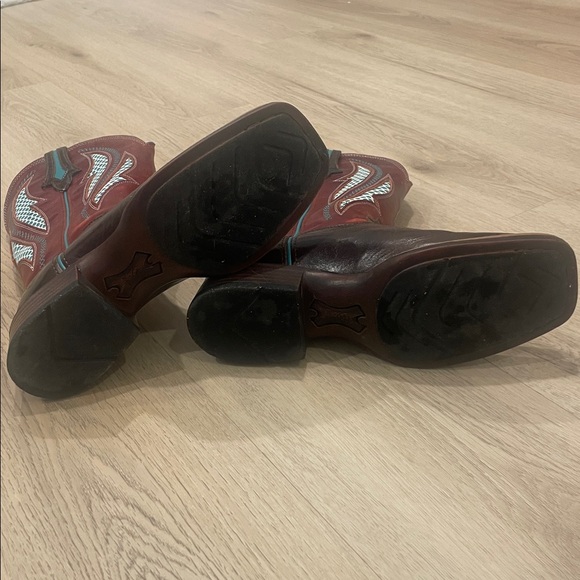 Women’s Ariat brown leather square toe boot. Size 6 1/2. - Picture 4 of 5